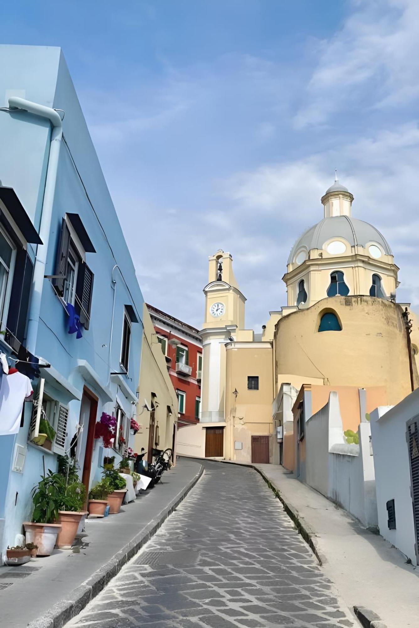 Mezza Torre B&B Прочида Экстерьер фото